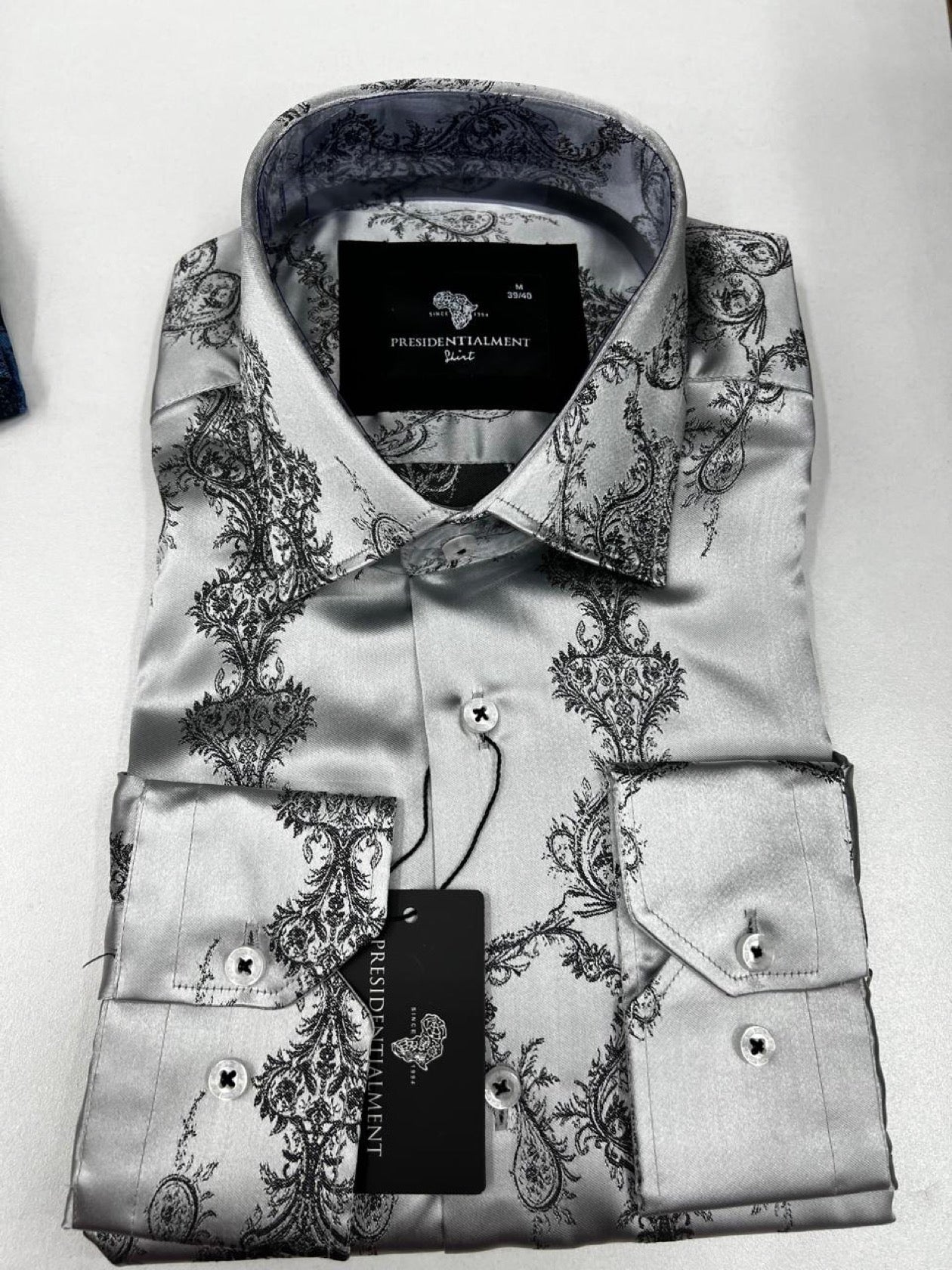 Men’s Patterned Dress Shirt