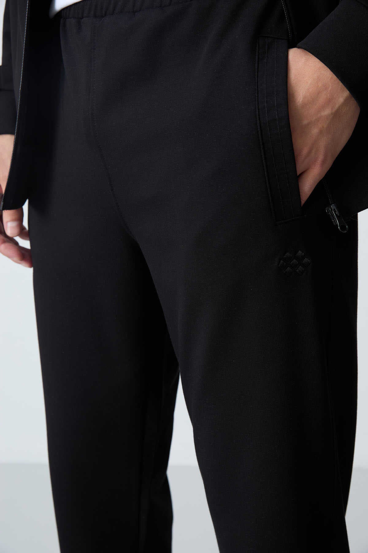 Men's Black Comfort Fit Tracksuit Set