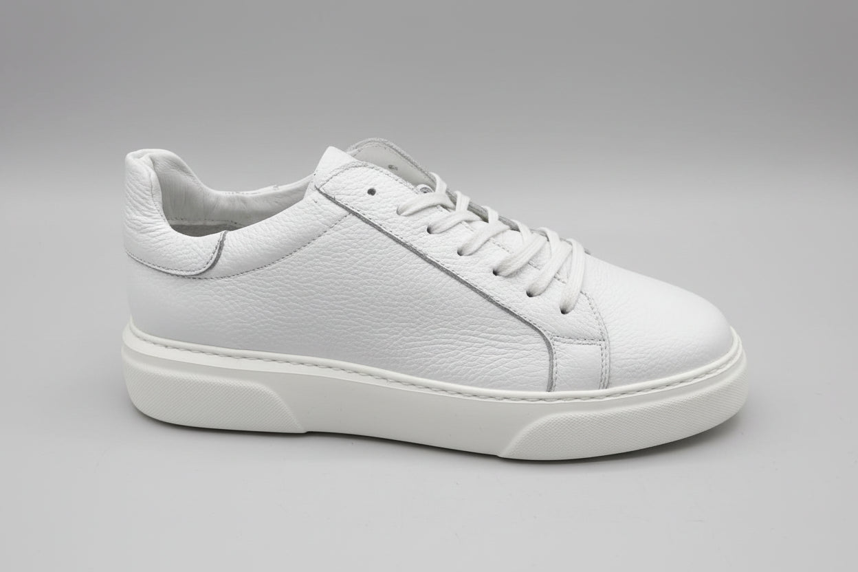 white casual sneakers for men