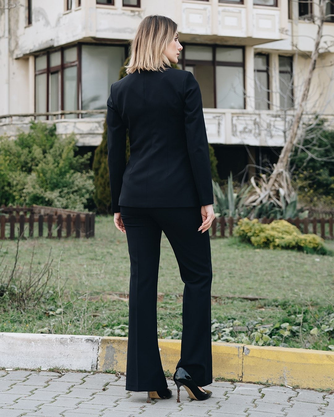 Women's 2 Piece Suit Set- Black
