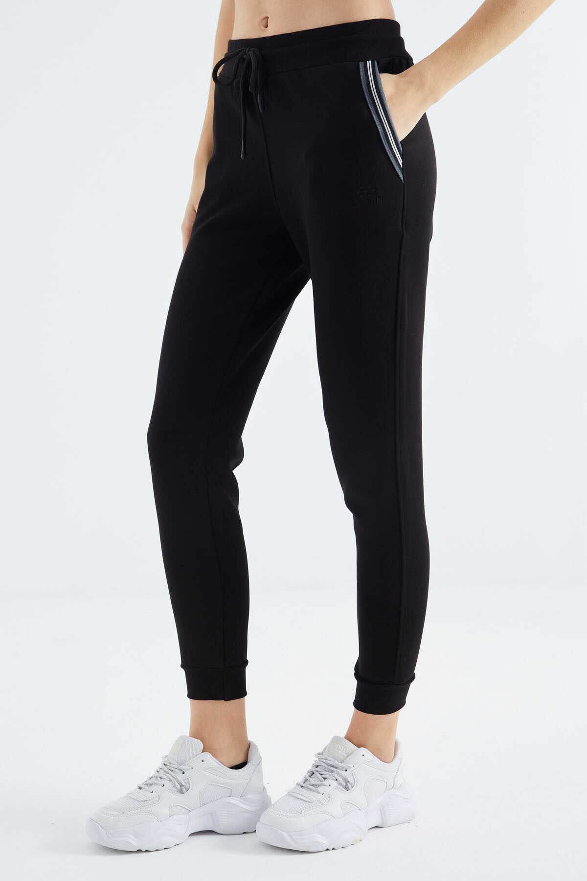 Women's Black Zip-Up Tracksuit Set - SevendayShopping