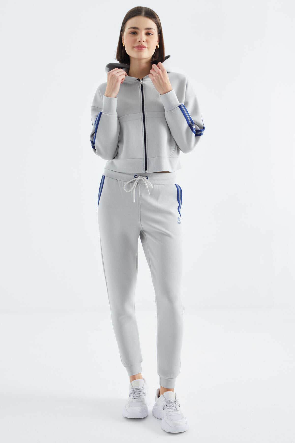Women's Light Grey Zip-Up Tracksuit Set - SevendayShopping