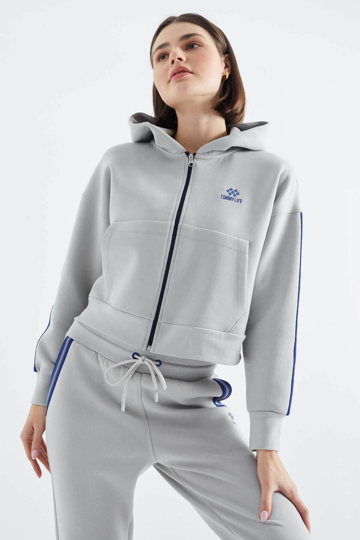 Women's Light Grey Zip-Up Tracksuit Set - SevendayShopping