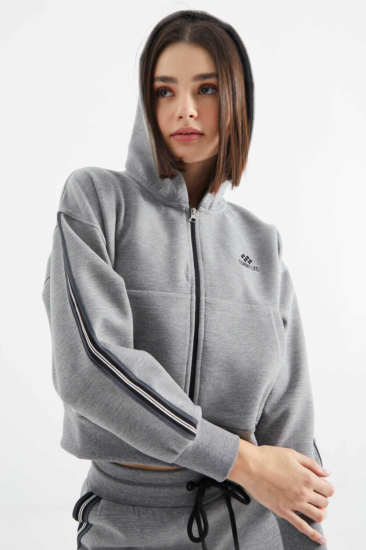 Women's Grey Zip-Up Tracksuit Set - SevendayShopping