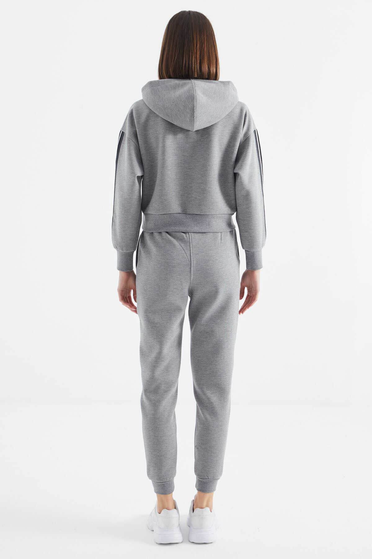 Women's Grey Zip-Up Tracksuit Set - SevendayShopping
